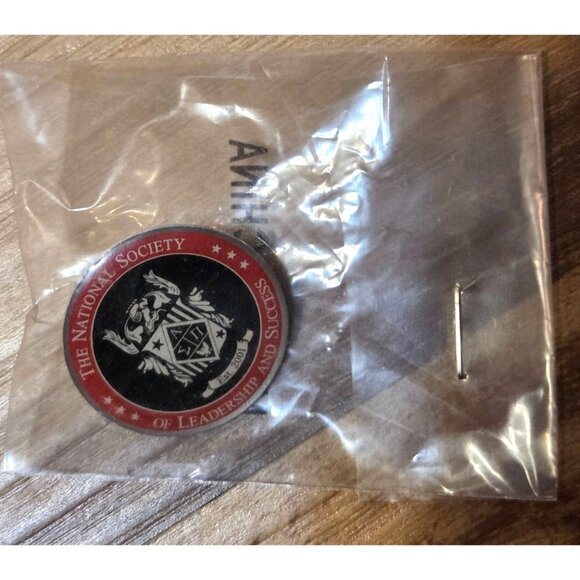 The National Society of Leadership and Success Collectible Souvenir Lapel Pin - Picture 2 of 4